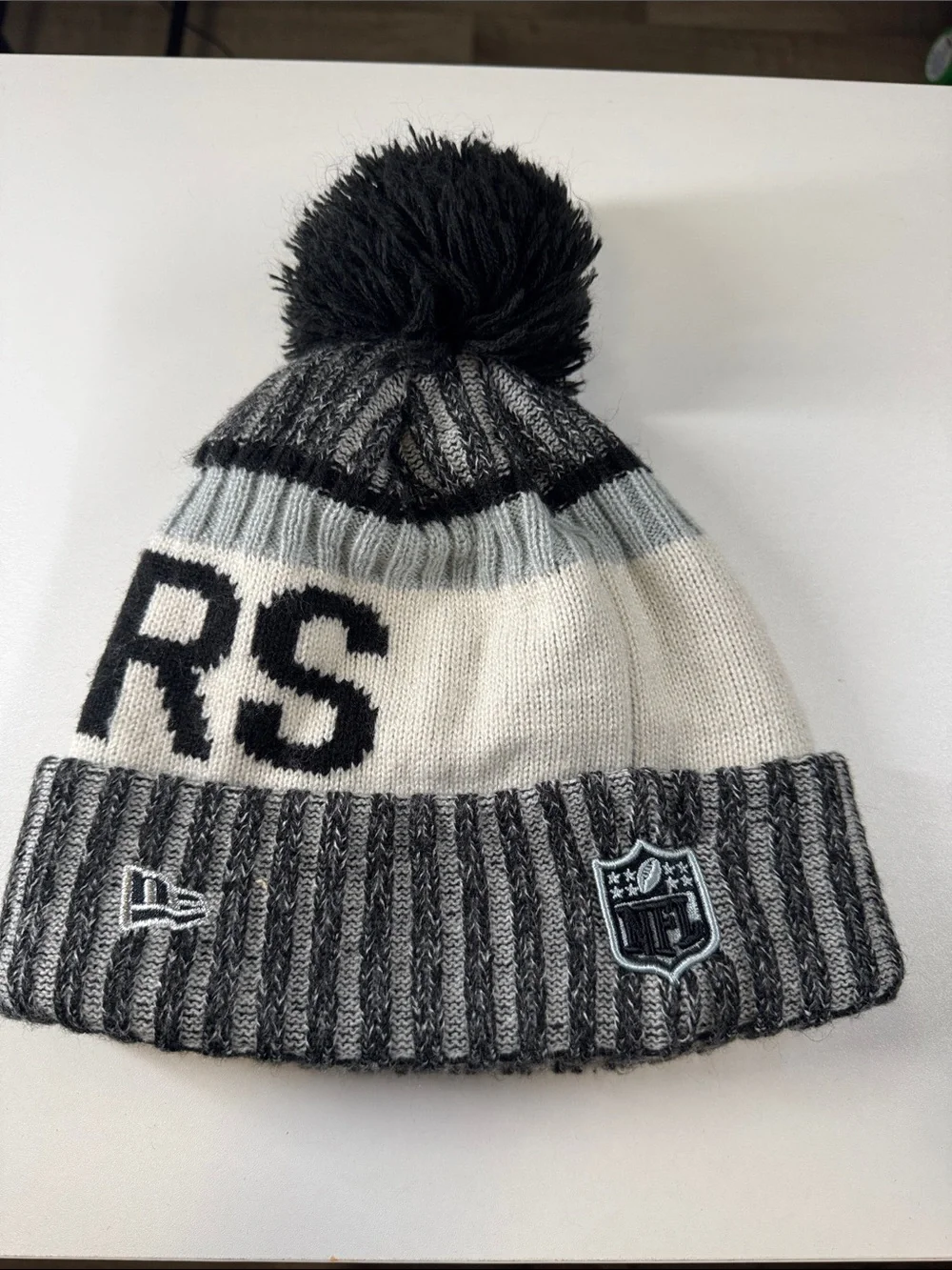 Raiders Knit Pom Hat